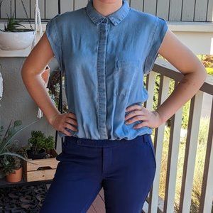 Mossimo Chambray Sleeveless Collared Shirt, Sz. S